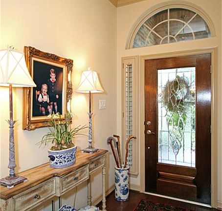 3rd image of 6 Estherwood Pl