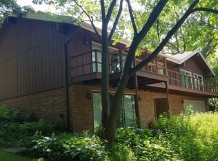 221 S Hickory Ln, Oregon, IL 61061