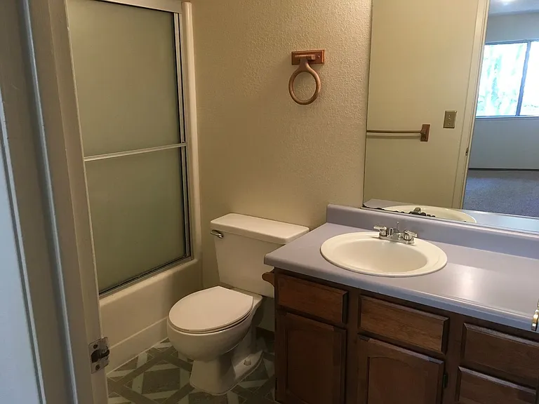 5331 Valleyridge Dr — Photo 9