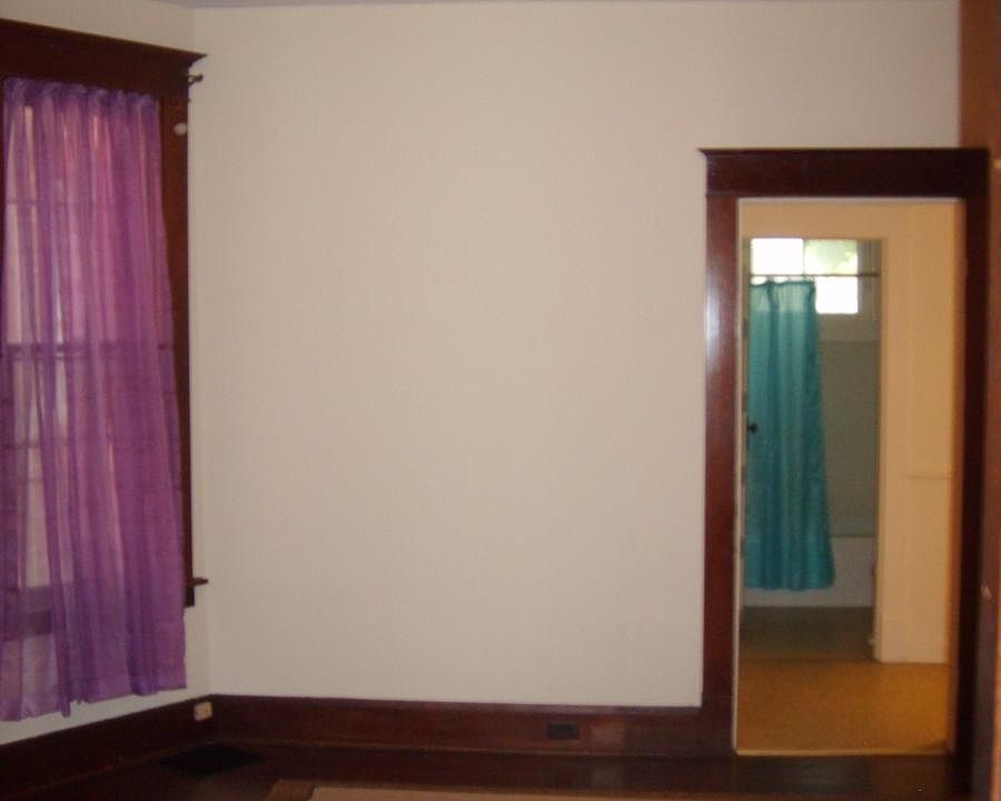 1st image of 279 S Monroe St