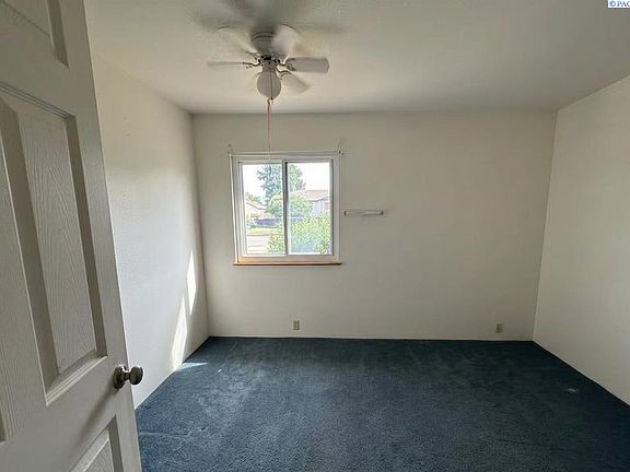 5th image of 1602 W 15th Ave