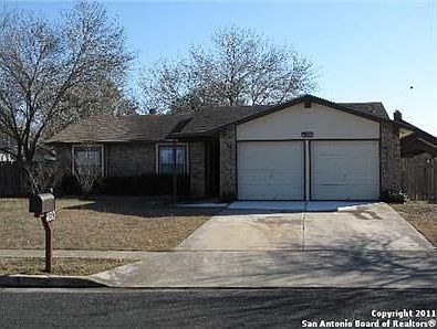 1st image of 4510 Lakeway Dr