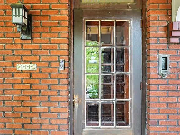 3rd image of 3666 Dover Pl