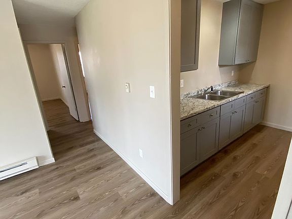 3rd image of 2916 Lawnridge Ct APT C