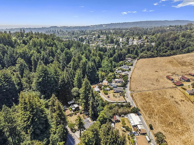 850 Branciforte Dr — Photo 36