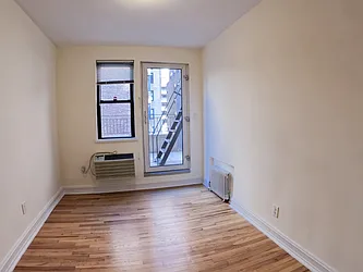 Rented by Urban Real Estate Inc