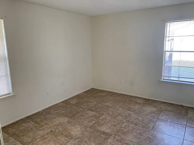 109 Shannon Cir #D — Photo 7