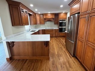 11 Luyster St, Huntington Station, NY 11746