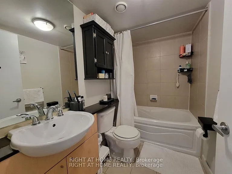 361 Front St W #3205 — Photo 13