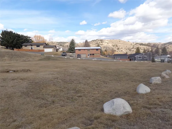 1406 W 5th St, Anaconda, MT 59711