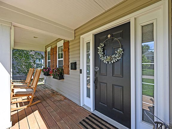2nd image of 7326 Juler Ave