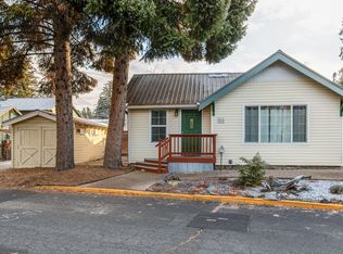 516 NW Riverfront St, Bend, OR 97703