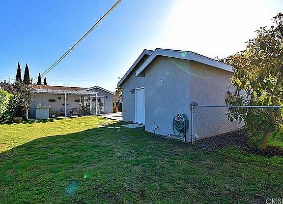 5th image of 9531 Los Angeles St