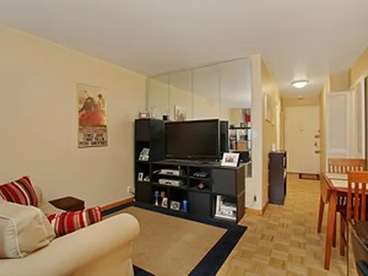 Sold by Citi Habitats | media 6