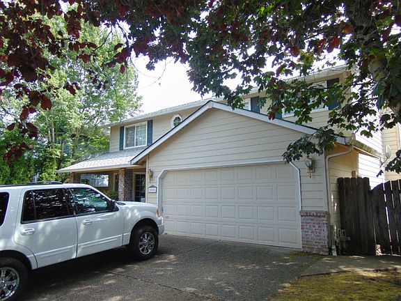 2nd image of 10001 NE 127th Ct