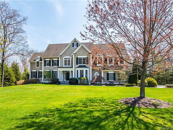 2nd image of 49 Wildwood Dr