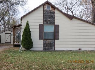 804 S 11th St, Aberdeen, SD 57401