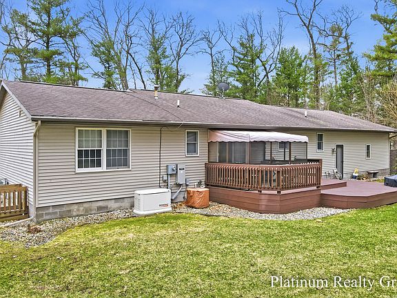 2nd image of 6226 Hall Rd