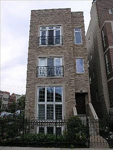 1st image of 1658 W Diversey Ave #3
