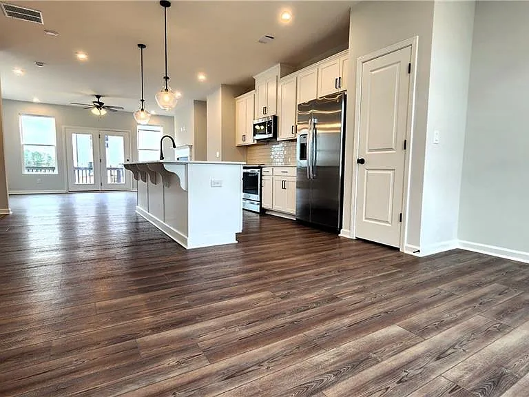 800 Cameron Trl — Photo 28