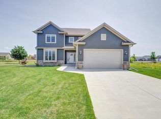 1306 Cider Cir, Mukwonago, WI 53149