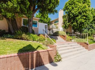 18643 Burbank Blvd #7, Tarzana, CA 91356