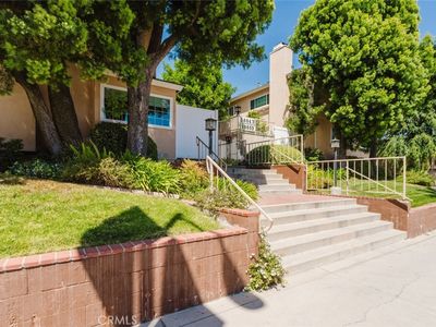 18643 Burbank Blvd #7, Tarzana, CA, 91356