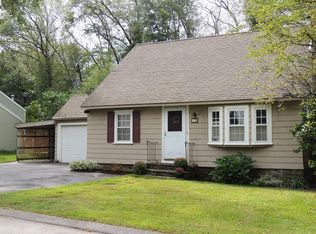 38 Oakwood Ave, Auburn, MA 01501