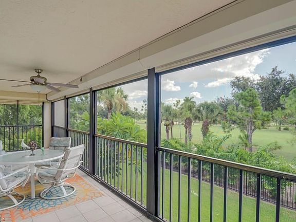 3rd image of 6979 Winkler RD #322