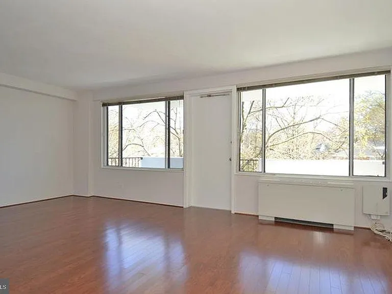 4501 Arlington Blvd #321 — Photo 10