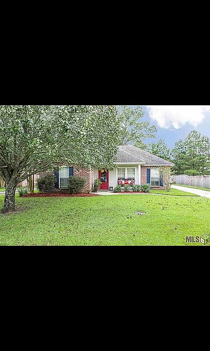 1st image of 14435 Whispering Oaks Dr