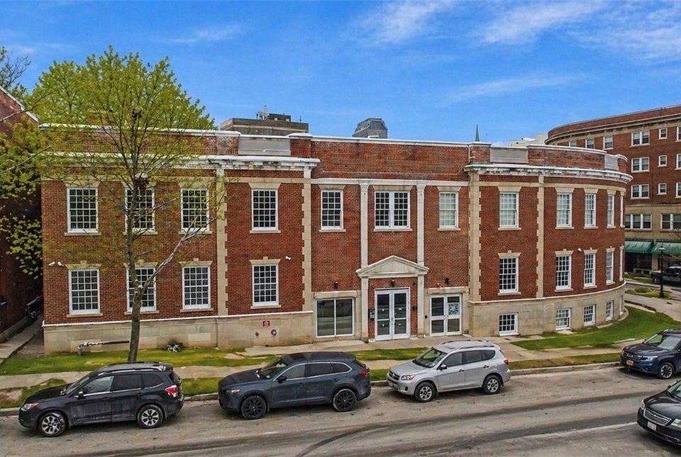 1st image of 40 North St #102
