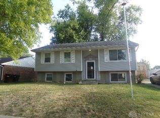 60 S Hillcrest Dr, Germantown, OH 45327