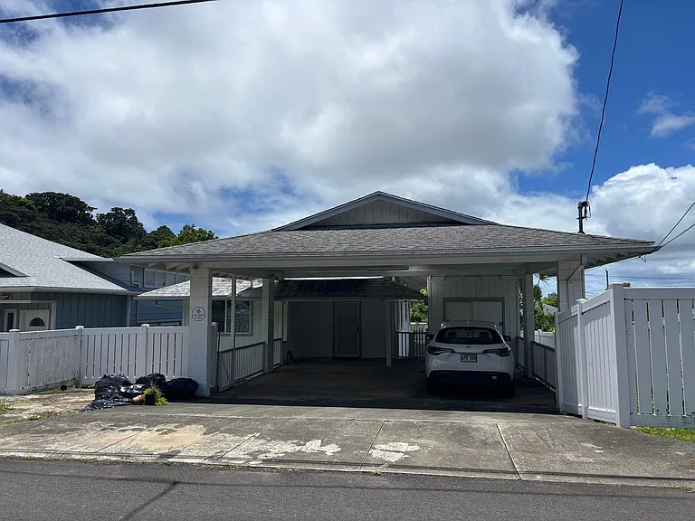 317 Kapulei St — Photo 22