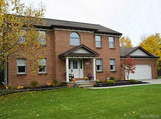 3164 Woodland Ct S, North Tonawanda, NY 14120