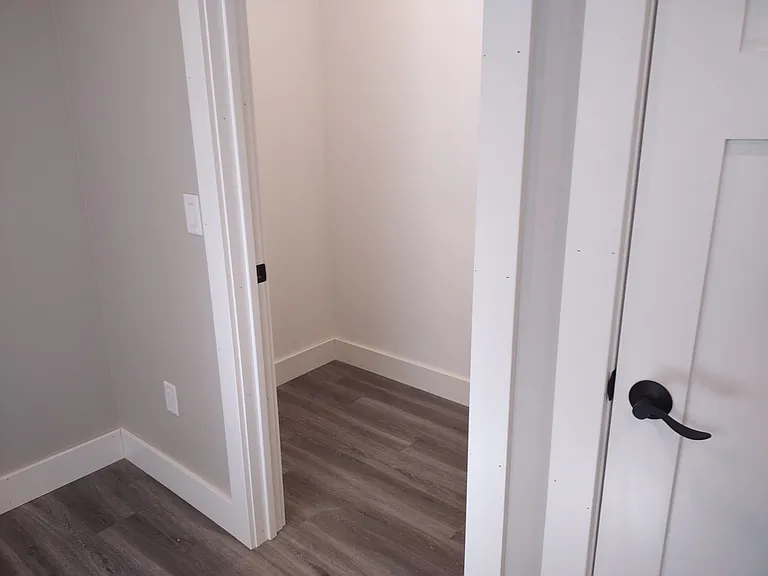 302 W Crawford Ave — Photo 53