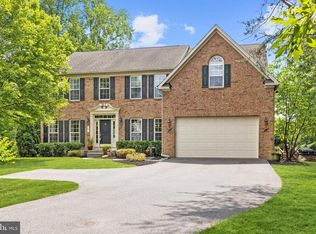 5 Cattail Ln, Severna Park, MD 21146