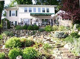 1st image of 255 Oak Dr NW
