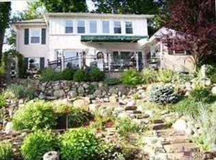 255 Oak Dr NW, North Canton, OH 44720