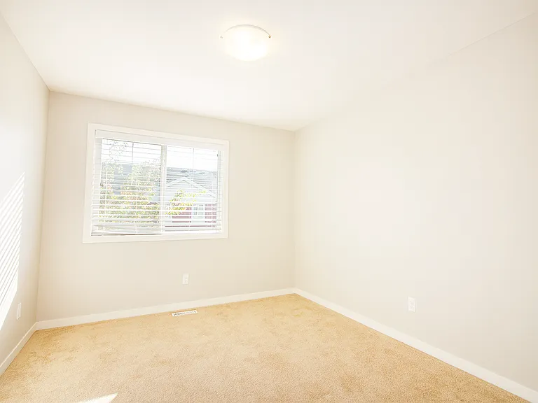 100 Southview Cres #1401 — Photo 17