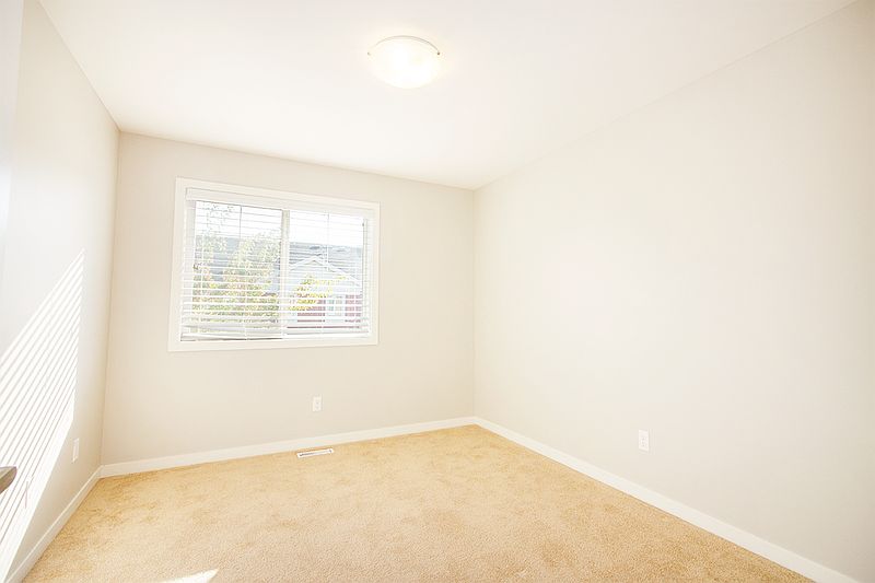Winnipeg Townhouse for rent - 2 Bedrooms — photo 16