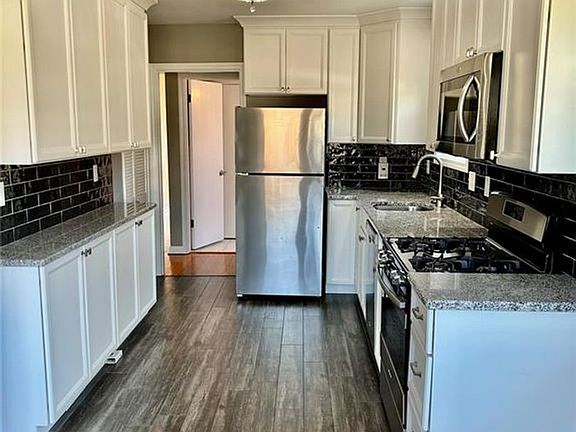 5th image of 7227-7229 Balson Ave
