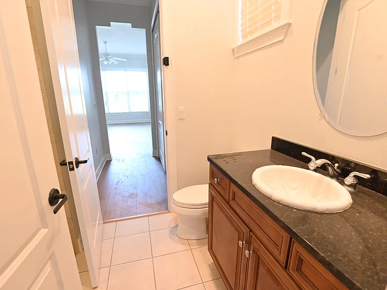8122 Whitford Ct — Photo 9