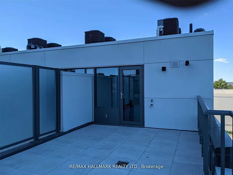1010 Portage Pkwy #Townhouse 15 — Photo 21