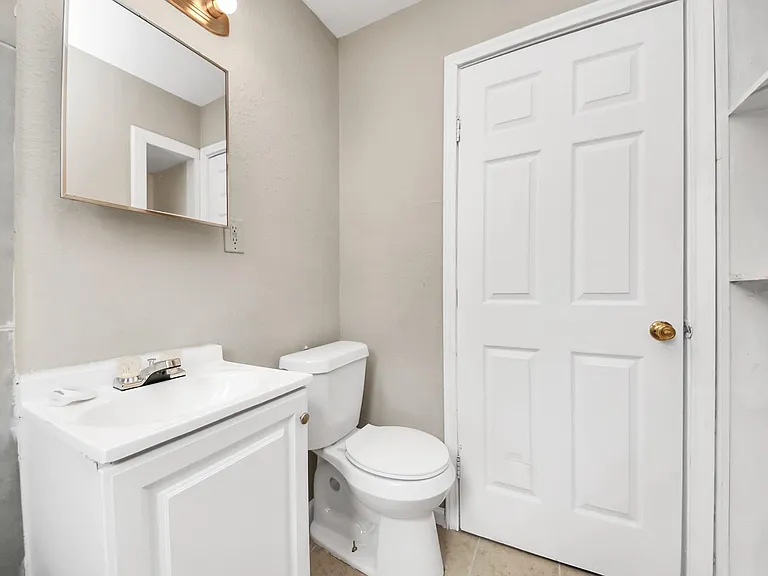 3914 Hoffman St #B — Photo 21