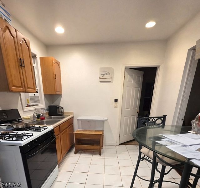 2nd image of 93 Raymond Ave