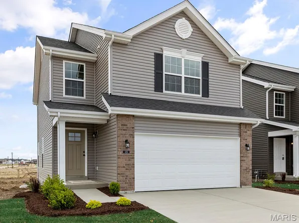 2 Arlington At Oakshire, Wentzville, MO 63385