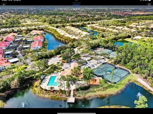 4960 Deerfield Way APT 204, Naples, FL 34110