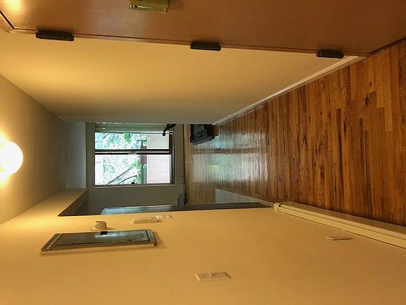 2nd image of 2836 42nd St #3