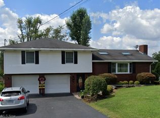 15865 Highland Dr, East Liverpool, OH 43920